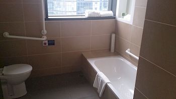 Imagen de la habitación del Hotel Sober. Foto 8