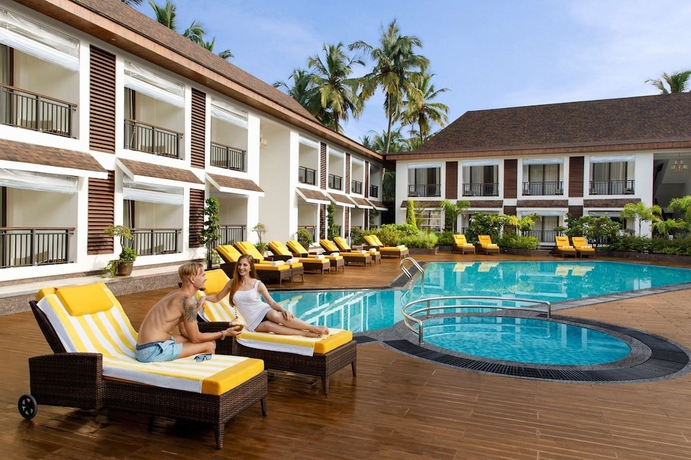 Imagen de la piscina del Hotel Sobit Sarovar Portico Goa. Foto 17