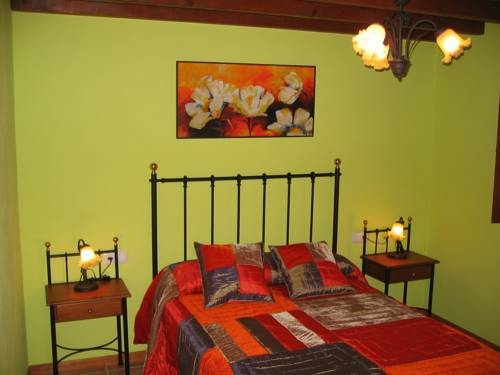 Imagen de la habitación del Hotel Sobrefuentes. Foto 10
