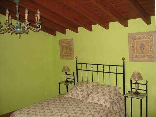 Imagen de la habitación del Hotel Sobrefuentes. Foto 11
