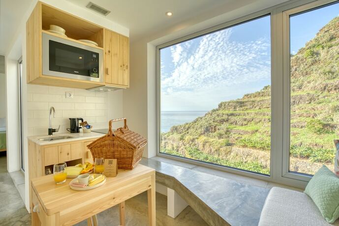 Imagen de la habitación del Hotel Socalco Nature Calheta. Foto 16