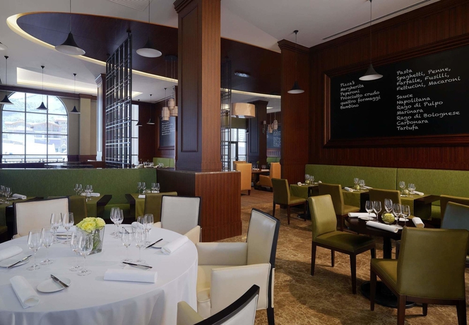 Imagen del bar/restaurante del Hotel Sochi Marriott Krasnaya Polyana. Foto 2