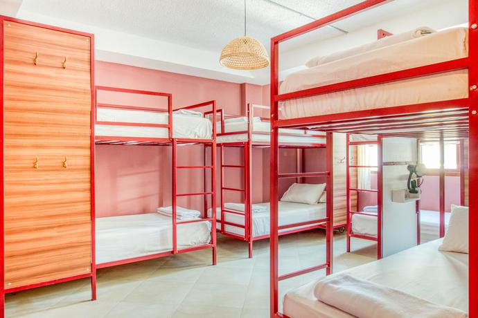 Imagen de la habitación del Hotel Socialtel Baños. Foto 12