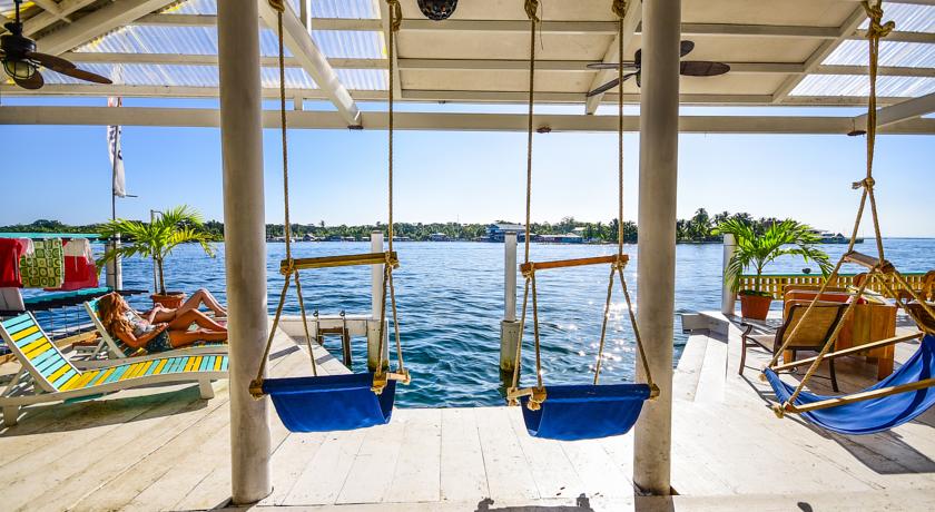 Imagen de los exteriores del Hotel Socialtel Bocas Del Toro - Hostel. Foto 5