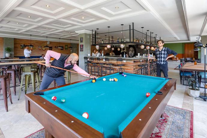 Imagen de los interiores del Hotel Socialtel Cuenca. Foto 20