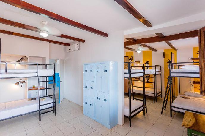 Imagen de la habitación del Hotel Socialtel Granada - Hostel. Foto 7