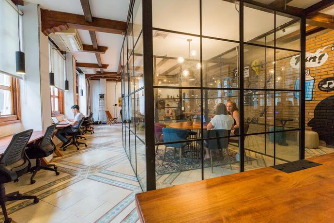 Imagen de los interiores del Hotel Socialtel Granada - Hostel. Foto 10