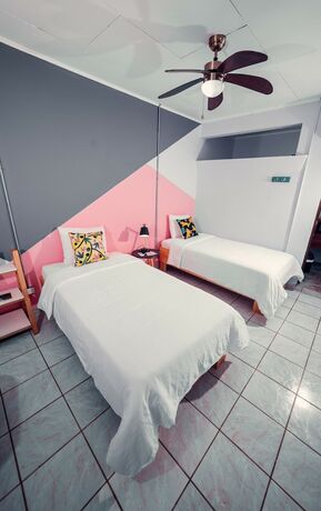 Imagen de la habitación del Hotel Socialtel Jaco. Foto 18