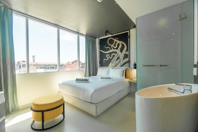 Imagen de la habitación del Hotel Socialtel Koh Samui. Foto 5