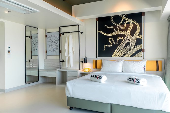 Imagen de la habitación del Hotel Socialtel Koh Samui. Foto 6