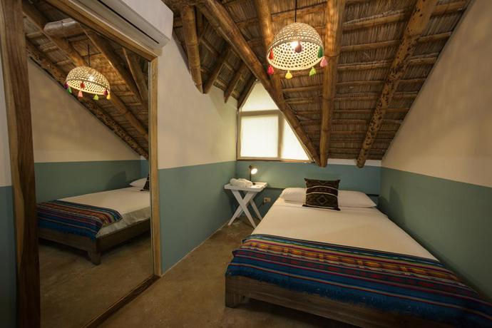 Imagen de la habitación del Hotel Socialtel Montañita. Foto 16