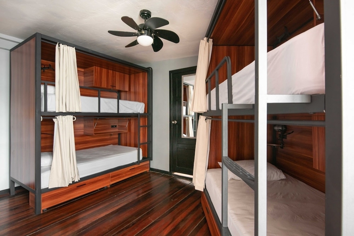 Imagen de la habitación del Hotel Socialtel San Jose. Foto 4