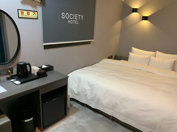 Imagen de la habitación del Hotel Society. Foto 30