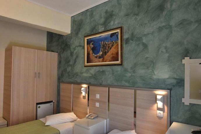 Imagen general del Hotel Socrates, Atenas. Foto 11