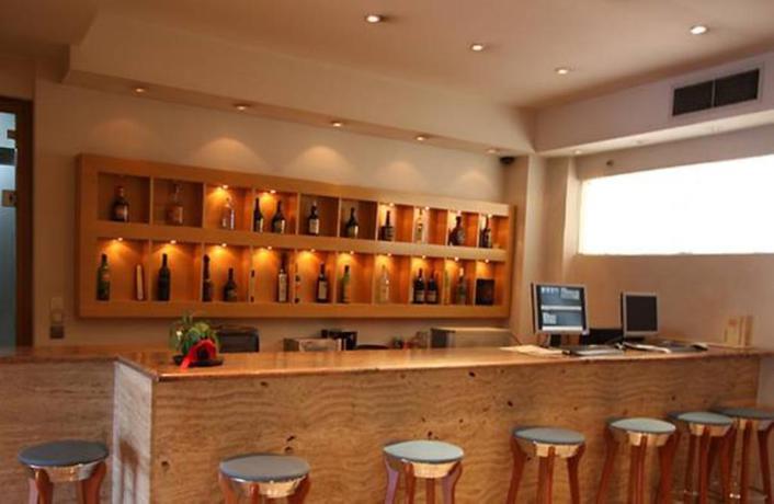 Imagen general del Hotel Socrates, Atenas. Foto 12