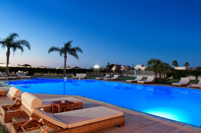 Imagen de los exteriores del Hotel Socrates, Malia. Foto 11