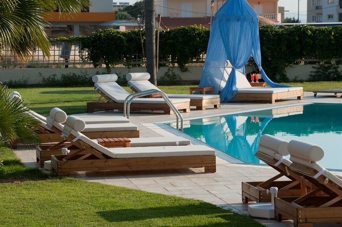 Imagen de los exteriores del Hotel Socrates, Malia. Foto 13