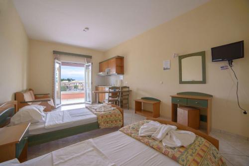 Imagen de la habitación del Hotel Socrates, Sidari. Foto 6