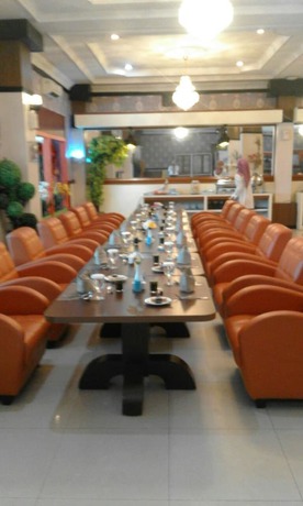 Imagen del bar/restaurante del Hotel Soeltan Luxe. Foto 4