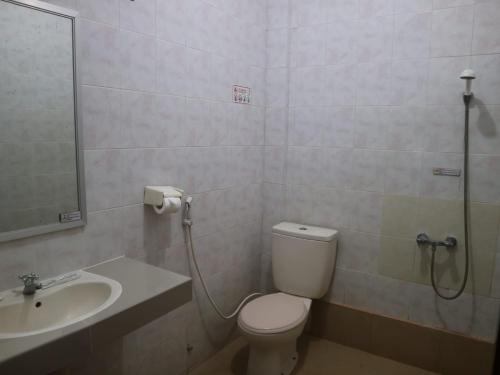 Imagen de la habitación del Hotel Soeltan Luxe Lampung. Foto 19