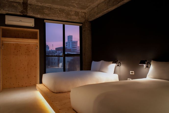 Imagen de los exteriores del Hotel Sof. Foto 20