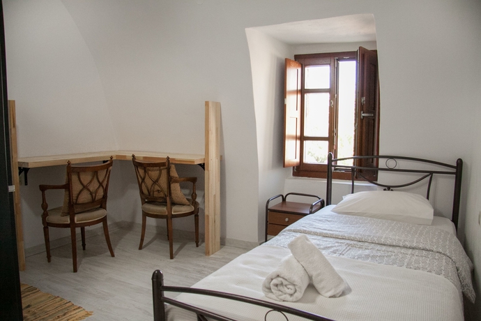 Imagen de la habitación del Hotel Sofia Areopoli. Foto 18
