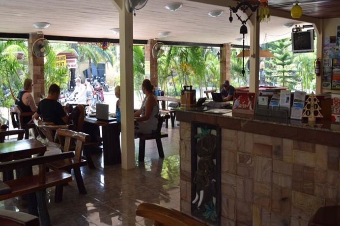 Imagen del bar/restaurante del Hotel Sofia Garden Resort. Foto 3