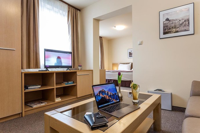 Imagen de la habitación del Hotel Sofia Palace. Foto 6