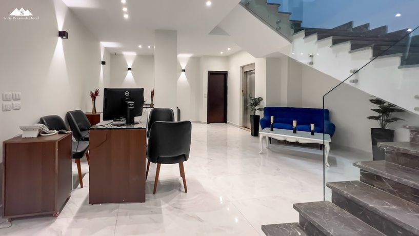 Imagen de los interiores del Hotel Sofia Pyramids. Foto 19