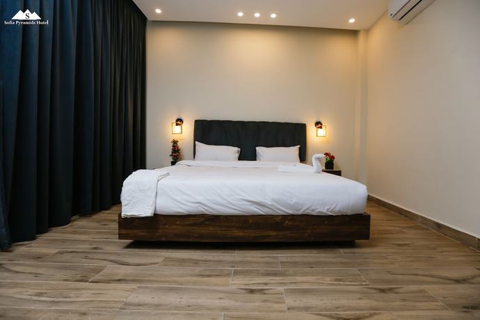 Imagen de la habitación del Hotel Sofia Pyramids. Foto 10