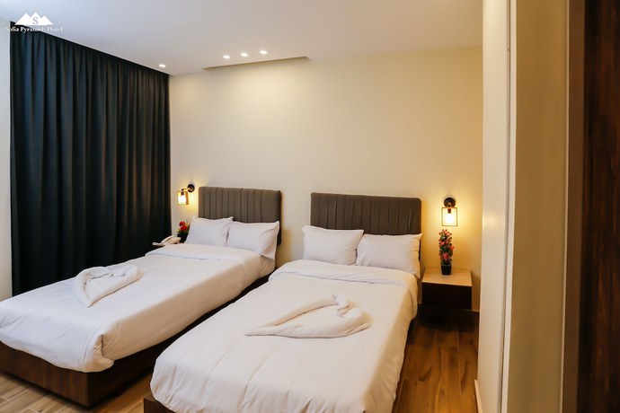 Imagen de la habitación del Hotel Sofia Pyramids. Foto 17