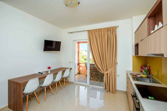 Imagen de la habitación del Hotel Sofia Resort Luxury Suites. Foto 2