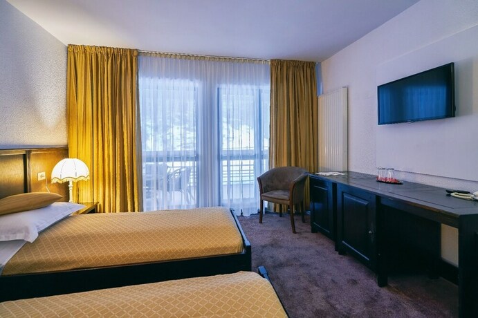 Imagen de la habitación del Hotel Sofia, Sucevita. Foto 10