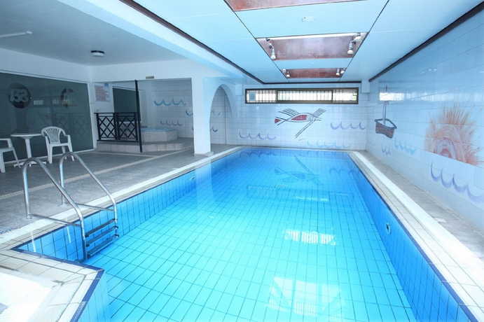 Imagen de la piscina del Hotel Sofianna Resort and Spa. Foto 16