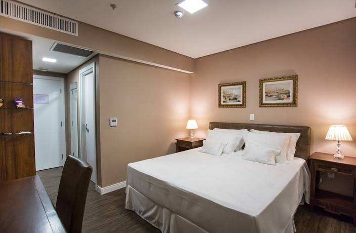 Imagen de la habitación del Hotel Sofistic. Foto 2