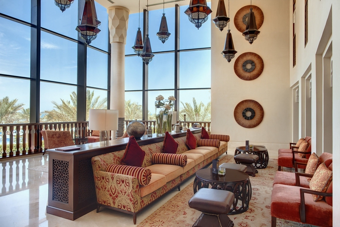 Imagen de los interiores del Hotel Sofitel Bahrain Zallaq Thalassa Sea and Spa. Foto 14