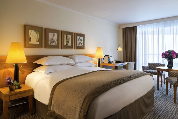 Imagen de la habitación del Hotel Sofitel Biarritz Le Miramar Thalassa Sea and Spa. Foto 9