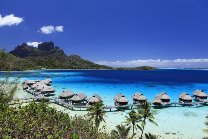 Imagen de los exteriores del Hotel Sofitel Bora Bora Private Island. Foto 10