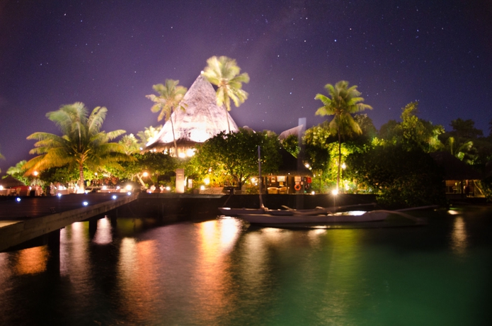 Imagen de los exteriores del Hotel Sofitel Bora Bora Private Island. Foto 11