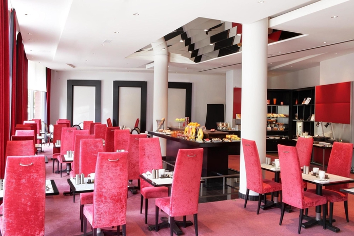 Imagen del bar/restaurante del Hotel Sofitel Brussels Europe. Foto 2