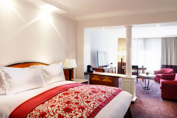 Imagen de la habitación del Hotel Sofitel Budapest Chain Bridge. Foto 5