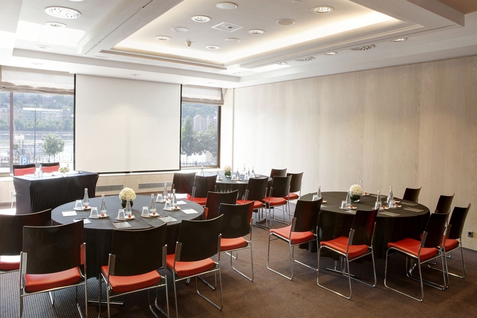 Imagen de los interiores del Hotel Sofitel Budapest Chain Bridge. Foto 14