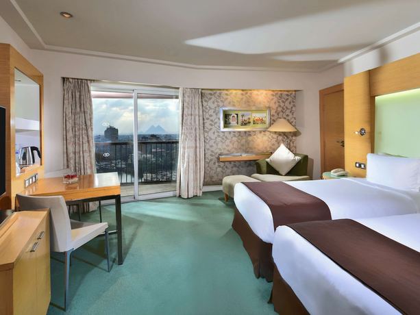 Imagen de la habitación del Hotel Sofitel Cairo Nile El Gezirah. Foto 3