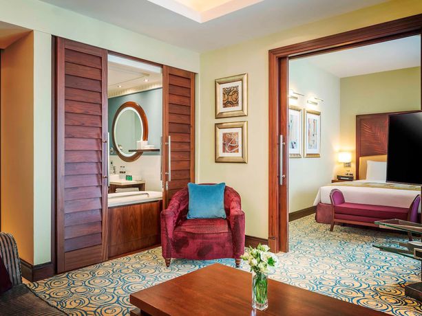 Imagen de la habitación del Hotel Sofitel Dubai Jumeirah Beach. Foto 15