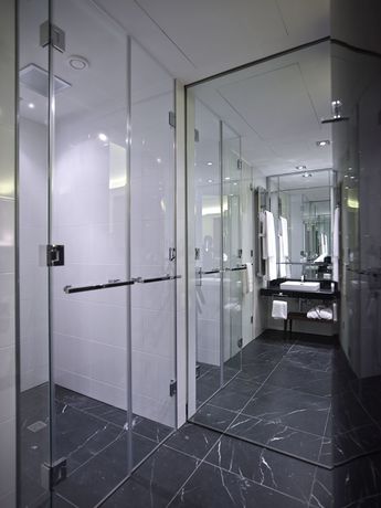 Imagen de la habitación del Hotel Sofitel Frankfurt Opera. Foto 4