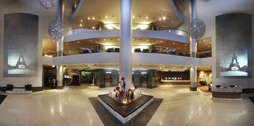 Imagen de los interiores del Hotel Sofitel Gold Coast Broadbeach. Foto 13