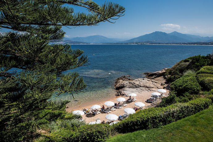 Imagen de la habitación del Hotel Sofitel Golfe Ajaccio Thalassa Sea and Spa. Foto 19