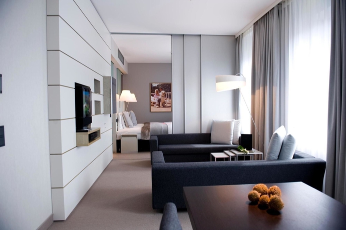 Imagen de la habitación del Hotel Sofitel Hamburg Alter Wall. Foto 6