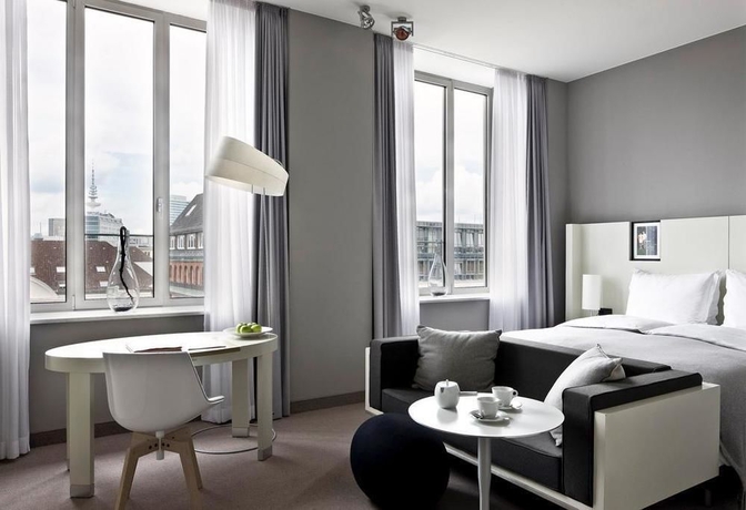 Imagen de la habitación del Hotel Sofitel Hamburg Alter Wall. Foto 7