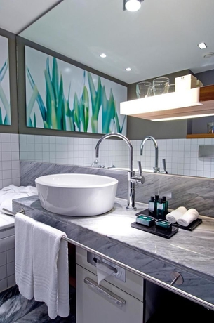 Imagen de la habitación del Hotel Sofitel Hamburg Alter Wall. Foto 12